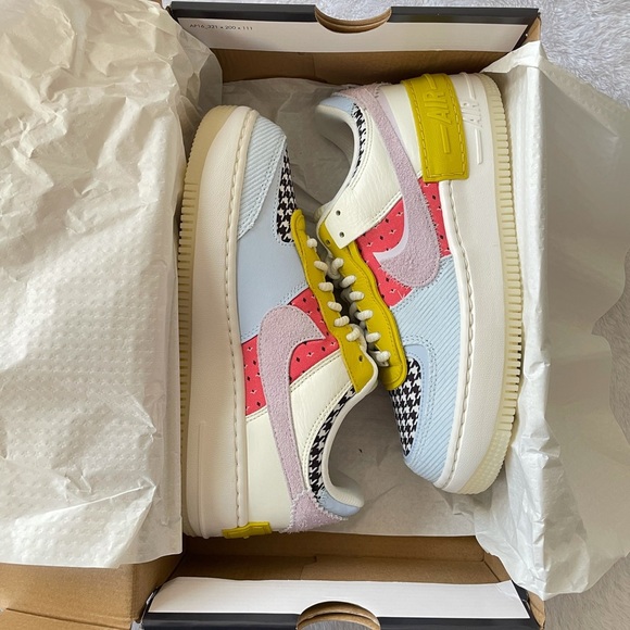 Nike Air Force 1 Shadow - Picture 13 of 16